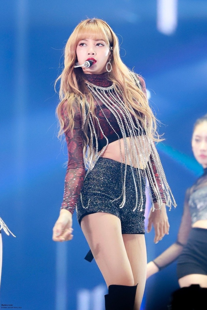 Lisa (Blackpink): Mỹ nhân châu Á sở hữu nhan sắc nổi trội - 5