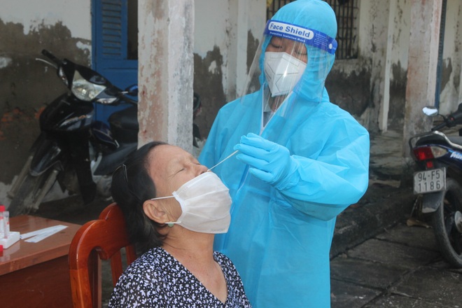 Bạc Liêu siết tầm soát, truy vết khẩn ca Covid-19 ngoài cộng đồng - 3 Bạc Liêu siết tầm soát, truy vết khẩn ca Covid-19 ngoài cộng đồng - 3