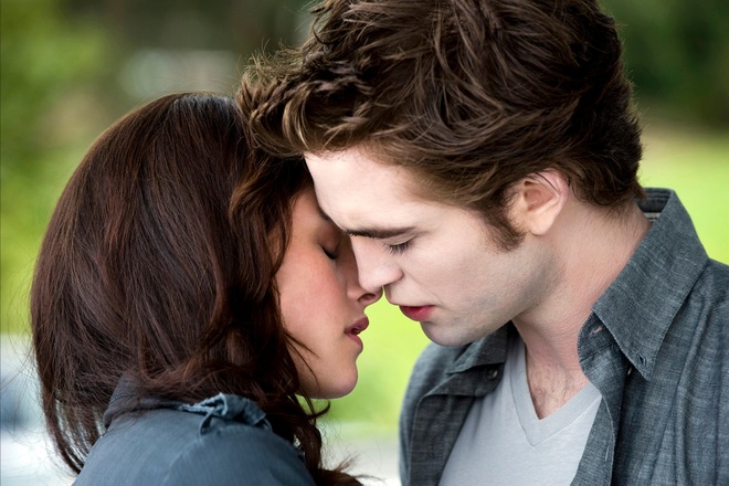 Sao Chạng vạng Kristen Stewart sau 8 năm nhận giải Nữ chính tệ nhất - 3 Sao Chạng vạng Kristen Stewart sau 8 năm nhận giải Nữ chính tệ nhất - 3