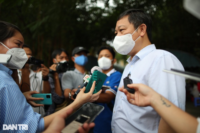 Ngày đầu tiêm vaccine Covid-19 cho trẻ ở TPHCM: 4 em phản ứng sau tiêm - 5 Ngày đầu tiêm vaccine Covid-19 cho trẻ ở TPHCM: 4 em phản ứng sau tiêm - 5