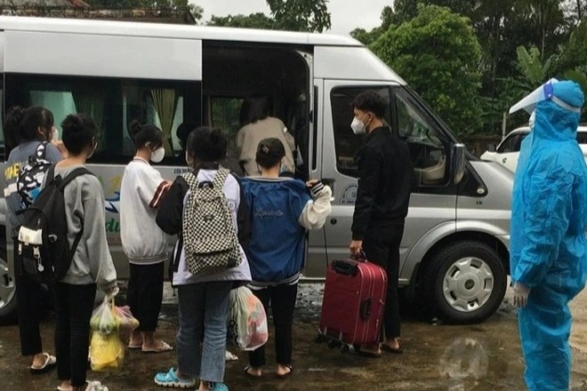 Nữ sinh F0 đến trường, 83 giáo viên và học sinh phải đi cách ly - 1 Nữ sinh F0 đến trường, 83 giáo viên và học sinh phải đi cách ly - 1