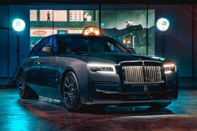 Rolls-Royce Black Badge Ghost được phủ lớp sơn màu đen nặng tới 45kg - 30