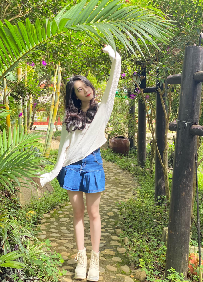 Hot girl Bolero xứ Nghệ ngọt ngào đằm thắm khiến bao chàng si mê - 6 Hot girl Bolero xứ Nghệ ngọt ngào đằm thắm khiến bao chàng si mê - 6