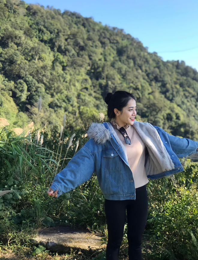 Hot girl Bolero xứ Nghệ ngọt ngào đằm thắm khiến bao chàng si mê - 7 Hot girl Bolero xứ Nghệ ngọt ngào đằm thắm khiến bao chàng si mê - 7