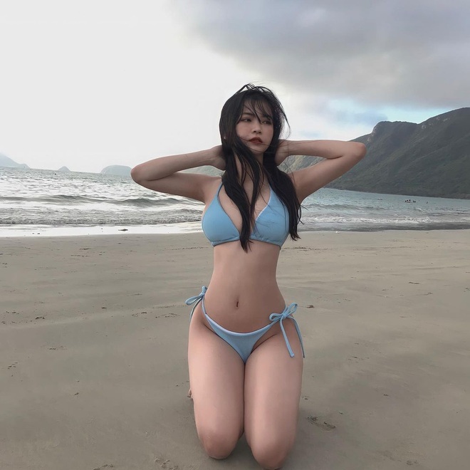 Hot girl sở hữu vòng eo 56cm, chọn mặc hở vì yêu bản thân - 7 Hot girl sở hữu vòng eo 56cm, chọn mặc hở vì yêu bản thân - 7