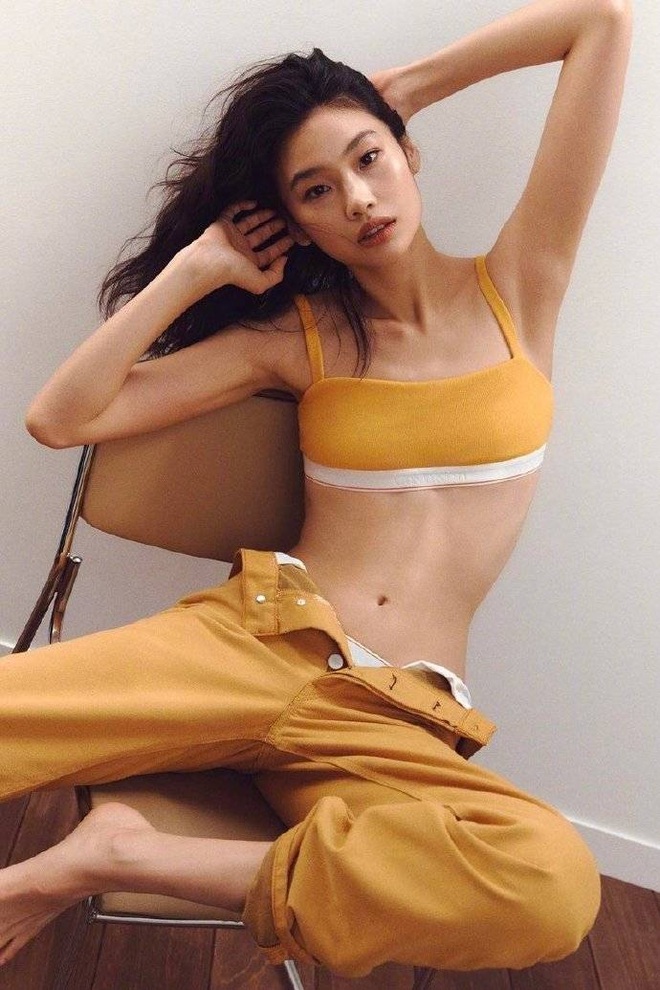 Jung Ho Yeon của Trò chơi con mực choáng vì nổi tiếng quá nhanh - 2 Jung Ho Yeon của Trò chơi con mực choáng vì nổi tiếng quá nhanh - 2