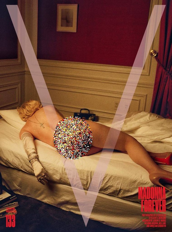 Madonna bị chỉ trích vì tái hiện lại cảnh tượng Marilyn Monroe qua đời - 2 Madonna bị chỉ trích vì tái hiện lại cảnh tượng Marilyn Monroe qua đời - 2
