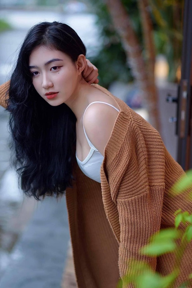 Đóa hoa trên đá kể chuyện góc khuất nghề người mẫu ảnh - 4 Đóa hoa trên đá kể chuyện góc khuất nghề người mẫu ảnh - 4