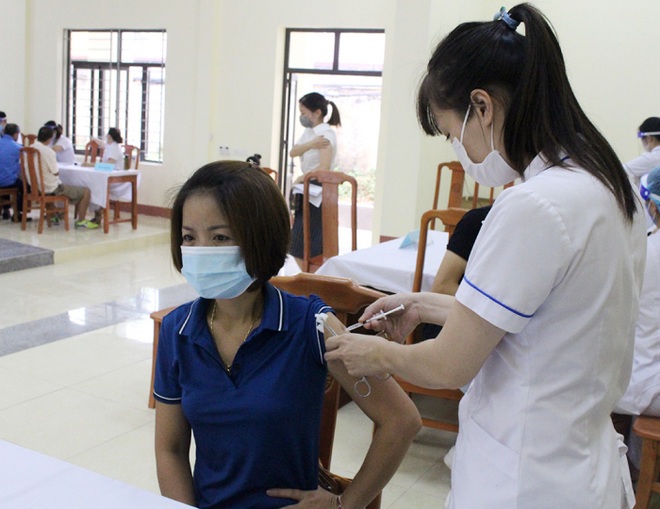 636 ca mắc Covid-19, Phú Thọ tăng cường chống dịch tại các khu công nghiệp - 1 636 ca mắc Covid-19, Phú Thọ tăng cường chống dịch tại các khu công nghiệp - 1