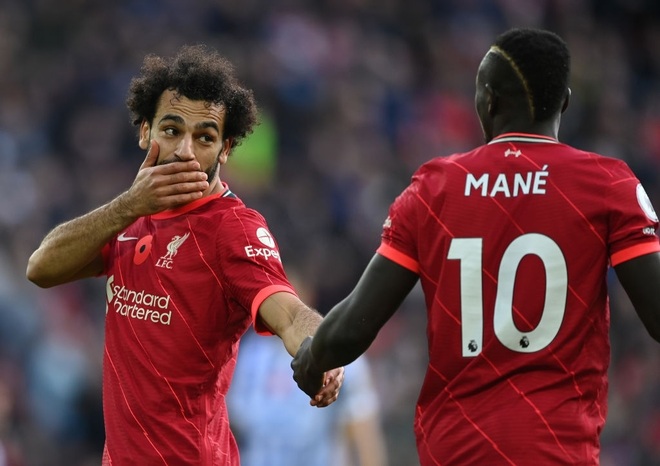 Chelsea bứt phá ở ngôi đầu nhờ Liverpool, Man City sảy chân - 2