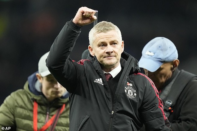 Man Utd thắng tưng bừng, HLV Solskjaer chỉ ra một điều thiếu sót - 1