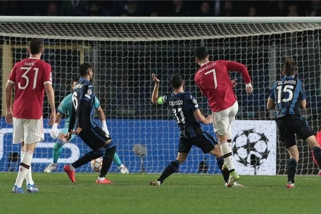 Pep Guardiola cảnh báo học trò thời điểm nguy hiểm nhất của C.Ronaldo - 1