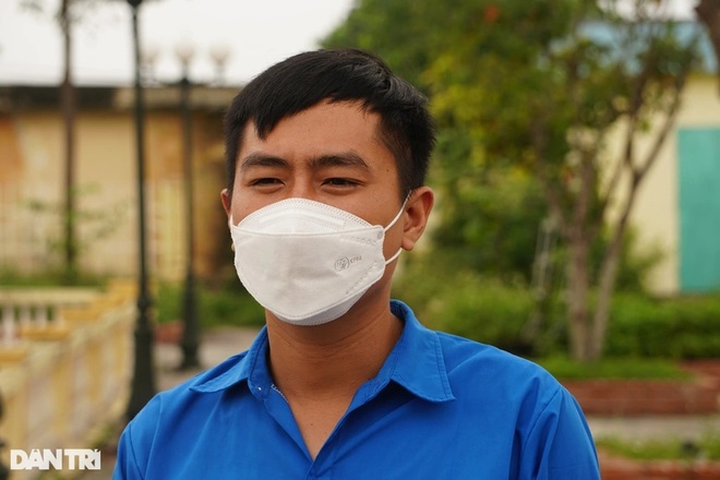 Giây phút giằng co với tử thần của Thượng úy công an cứu bé đuối nước - 3 Giây phút giằng co với tử thần của Thượng úy công an cứu bé đuối nước - 3
