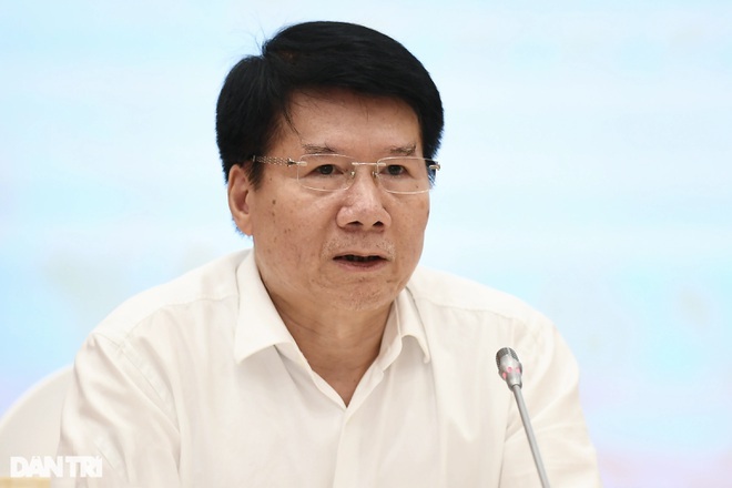 Khám xét nơi làm việc của Thứ trưởng Bộ Y tế Trương Quốc Cường - 2 Khám xét nơi làm việc của Thứ trưởng Bộ Y tế Trương Quốc Cường - 2