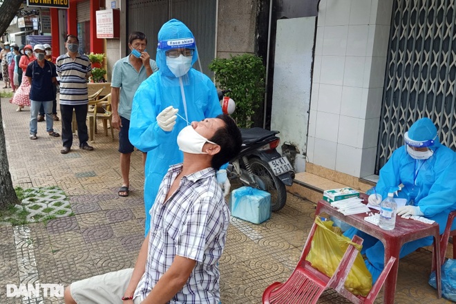 Vùng đỏ Bạc Liêu tăng tốc tiêm vaccine, sàng lọc Covid-19 - 3 Vùng đỏ Bạc Liêu tăng tốc tiêm vaccine, sàng lọc Covid-19 - 3