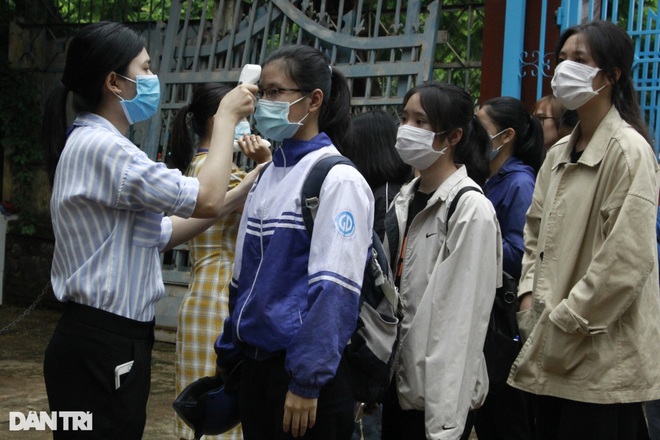 Đắk Lắk miễn học phí học kỳ 1 cho học sinh trường công lập - 1 Đắk Lắk miễn học phí học kỳ 1 cho học sinh trường công lập - 1