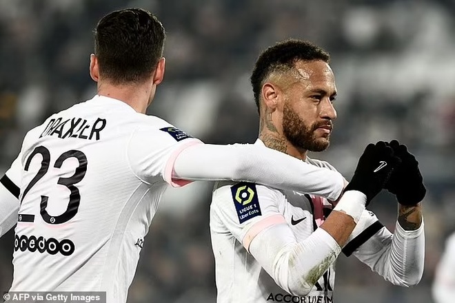Bordeaux 2-3 PSG: Neymar cùng Mbappe tỏa sáng trong ngày vắng Messi - 2 Bordeaux 2-3 PSG: Neymar cùng Mbappe tỏa sáng trong ngày vắng Messi - 2