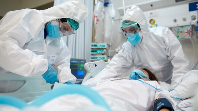Hơn 10.000 bệnh nhân bị lây nhiễm chéo Covid-19 trong bệnh viện Mỹ - 1