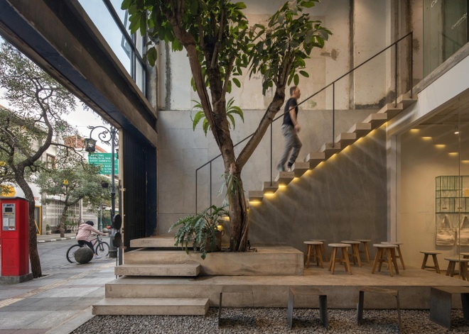 Quán cà phê nửa kín nửa hở, không gian thiết kế đẹp lạ hút khách check-in - 4 Quán cà phê nửa kín nửa hở, không gian thiết kế đẹp lạ hút khách check-in - 4