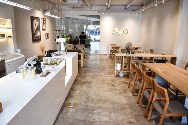 Quán cà phê nửa kín nửa hở, không gian thiết kế đẹp lạ hút khách check-in - 10 Quán cà phê nửa kín nửa hở, không gian thiết kế đẹp lạ hút khách check-in - 10
