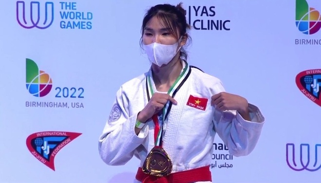 Nữ võ sĩ Việt Nam gây sốt tại giải vô địch Jiu-Jitsu thế giới 2021 - 1