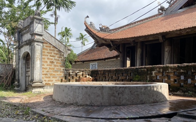 Tô trát giếng cổ để đóng phim: Sự kệch cỡm... đau lòng! - 1 Tô trát giếng cổ để đóng phim: Sự kệch cỡm... đau lòng! - 1