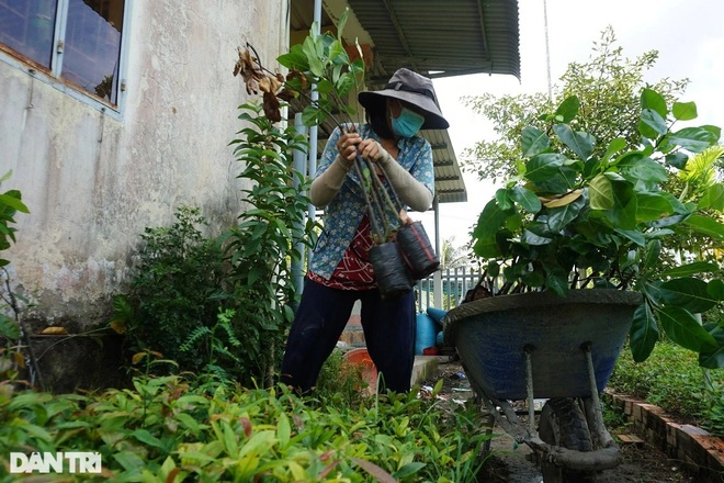 Thương 3 đứa bé mồ côi cha vì Covid-19, sống lay lắt đói khổ trăm bề - 3 Thương 3 đứa bé mồ côi cha vì Covid-19, sống lay lắt đói khổ trăm bề - 3