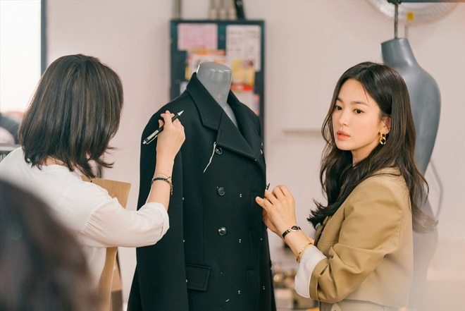 Song Hye Kyo giải thích lý do đóng phim ngôn tình ở tuổi 40 - 4 Song Hye Kyo giải thích lý do đóng phim ngôn tình ở tuổi 40 - 4