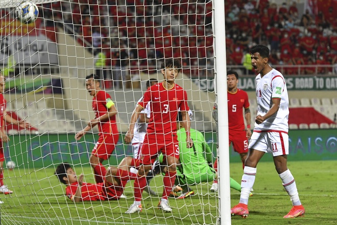 Đội tuyển Trung Quốc chia điểm đầy cay đắng với Oman - 2