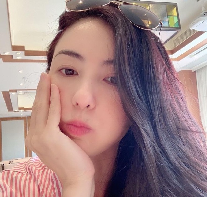 Trương Bá Chi: Nhan sắc tuổi 41 gây sốt, tự tin có đàn ông tốt theo đuổi - 6 Trương Bá Chi: Nhan sắc tuổi 41 gây sốt, tự tin có đàn ông tốt theo đuổi - 6