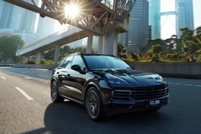 Porsche Cayenne được lắp ráp tại Malaysia, xe về Việt Nam có rẻ? - 1 Porsche Cayenne được lắp ráp tại Malaysia, xe về Việt Nam có rẻ? - 1