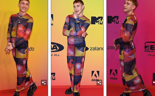 Dự giải MTV Châu Âu, ca sĩ Saweetie gây choáng khi thay 7 bộ đồ - 14 Dự giải MTV Châu Âu, ca sĩ Saweetie gây choáng khi thay 7 bộ đồ - 14