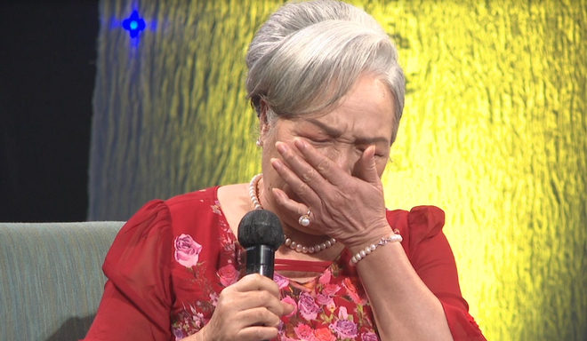 Nhật Kim Anh: Trên đường chuyển vào Nam, gia đình tôi bị cướp hết vàng - 2 Nhật Kim Anh: Trên đường chuyển vào Nam, gia đình tôi bị cướp hết vàng - 2