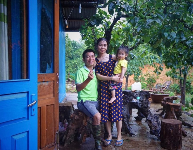 Vợ chồng 8X rời TPHCM lên Đà Lạt xây quán cà phê, homestay giữa rừng thông - 1 Vợ chồng 8X rời TPHCM lên Đà Lạt xây quán cà phê, homestay giữa rừng thông - 1