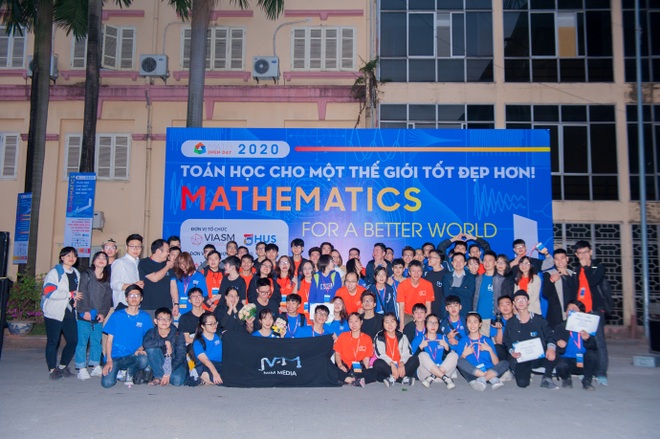 ĐHQGHN tạo cơ hội rộng mở cho những người say mê toán học - 3 ĐHQGHN tạo cơ hội rộng mở cho những người say mê toán học - 3