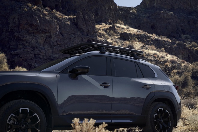 Mazda giới thiệu CX-50 nhưng vẫn giấu thông số kỹ thuật - 13 Mazda giới thiệu CX-50 nhưng vẫn giấu thông số kỹ thuật - 13