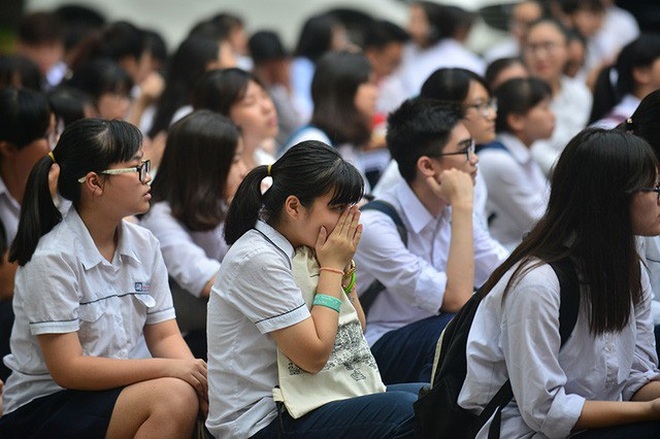 Biến tướng dạy thêm: Bao giờ vấn nạn mới chấm dứt? - 1 Biến tướng dạy thêm: Bao giờ vấn nạn mới chấm dứt? - 1