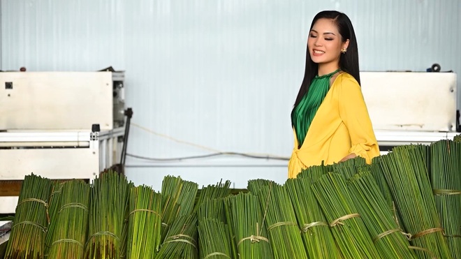Bộ ảnh áo tắm nóng bỏng của người đẹp Việt tại Hoa hậu Trái đất 2021 - 6 Bộ ảnh áo tắm nóng bỏng của người đẹp Việt tại Hoa hậu Trái đất 2021 - 6