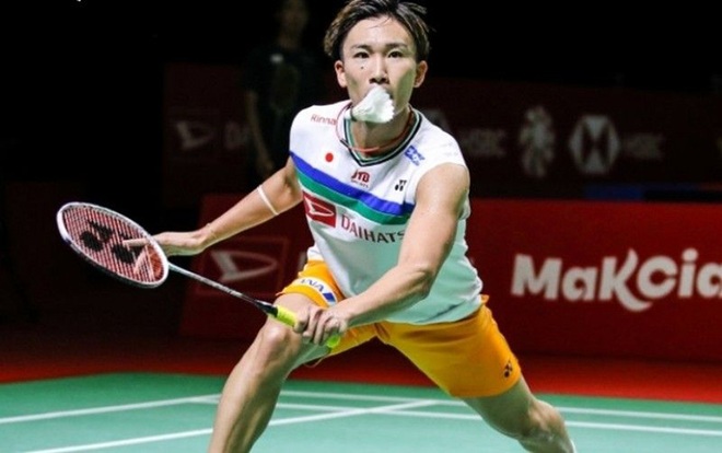 Tay vợt số 1 thế giới, Kento Momota thắng dễ ở giải cầu lông Indonesia - 1