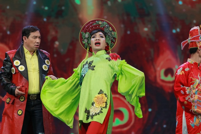 Hồng Diễm đến thăm NSND Công Lý, hé lộ sức khỏe hiện tại - 3 Hồng Diễm đến thăm NSND Công Lý, hé lộ sức khỏe hiện tại - 3
