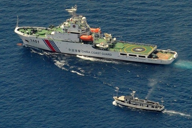 EU phản đối tàu Trung Quốc phun vòi rồng vào tàu Philippines ở Biển Đông - 1 EU phản đối tàu Trung Quốc phun vòi rồng vào tàu Philippines ở Biển Đông - 1