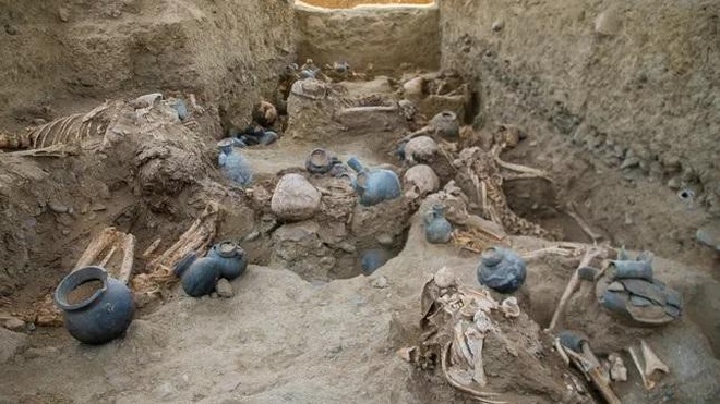 Ngôi mộ tập thể ở Peru hé lộ hàng chục phụ nữ sống chết với nghề dệt vải? - 1