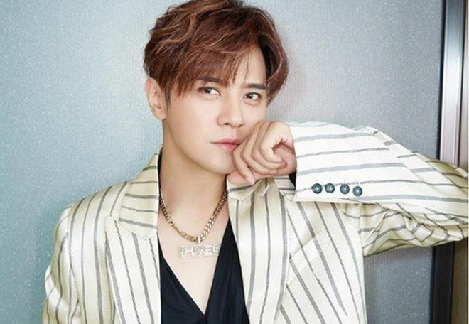 Lương Sơn Bá La Chí Tường trở lại làng giải trí sau bê bối sống thác loạn - 1 Lương Sơn Bá La Chí Tường trở lại làng giải trí sau bê bối sống thác loạn - 1