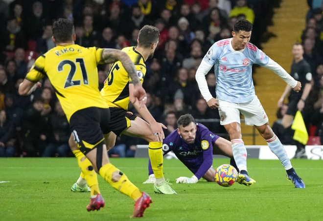 C.Ronaldo phá hỏng kế hoạch của HLV Solskjaer tại Man Utd - 1