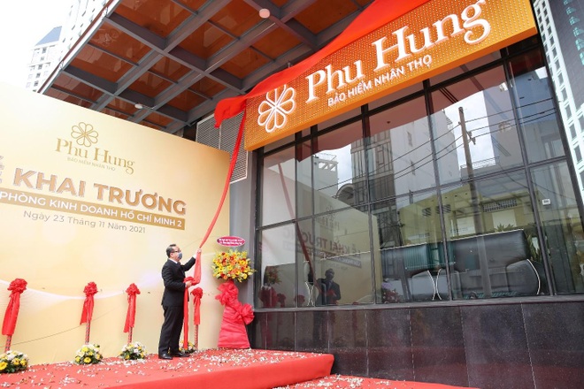 Phú Hưng Life tiếp tục khai trương văn phòng mới mang đến sự thuận tiện tối đa cho khách hàng - 3 Phú Hưng Life tiếp tục khai trương văn phòng mới mang đến sự thuận tiện tối đa cho khách hàng - 3