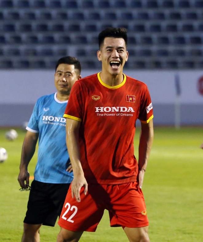 Đội tuyển Việt Nam tập đá ma, ôn bài tủ chờ AFF Cup 2020 - 5 Đội tuyển Việt Nam tập đá ma, ôn bài tủ chờ AFF Cup 2020 - 5
