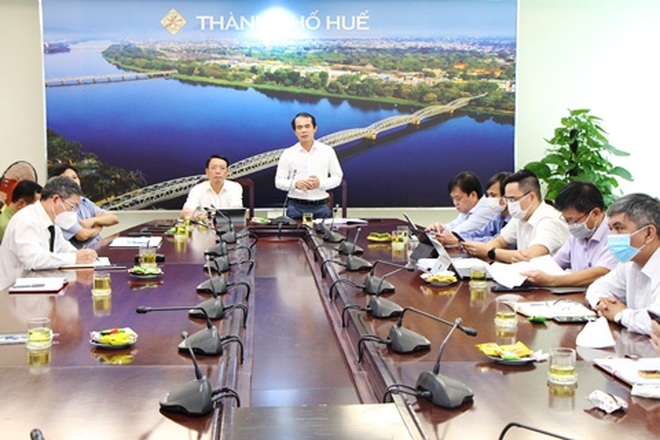 Bí thư Thừa Thiên Huế ký công điện khẩn cảnh báo dân không lơ là chống dịch - 2 Bí thư Thừa Thiên Huế ký công điện khẩn cảnh báo dân không lơ là chống dịch - 2