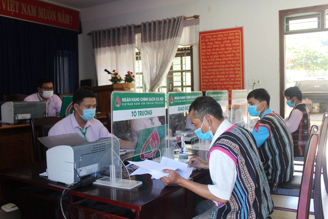 Hiệu quả từ nguồn vốn vay chính sách đối với đồng bào vùng cao - 7 Hiệu quả từ nguồn vốn vay chính sách đối với đồng bào vùng cao - 7