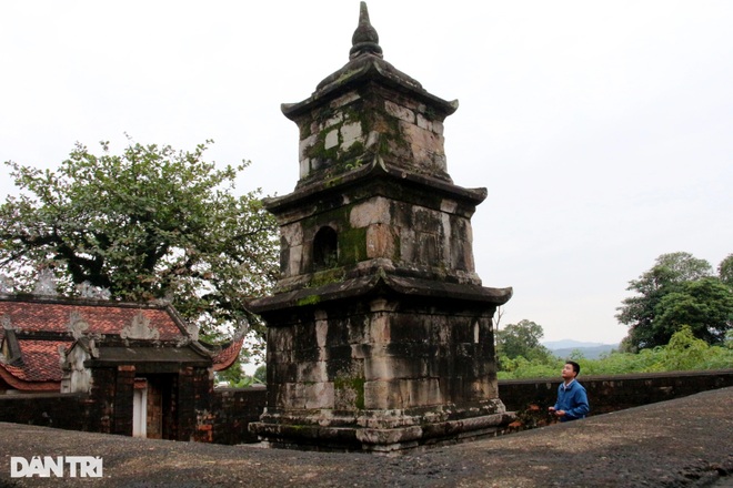Chiêm ngưỡng tháp đá cổ 500 năm, nổi tiếng linh thiêng ở Hà Tĩnh - 4