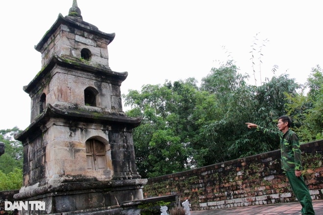 Admire the 500-year-old ancient stone tower, famous and sacred in Ha Tinh - 7